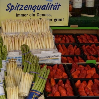 WAGNERs Obst & Gemse e.K., Gro- und Einzelhandel - Kruter, Gewrze, Sfte,  Weienburger Strae 48, 81667 Mnchen - Haidhausen - Aktuelles - Deutscher Spargel und Erdbeeren